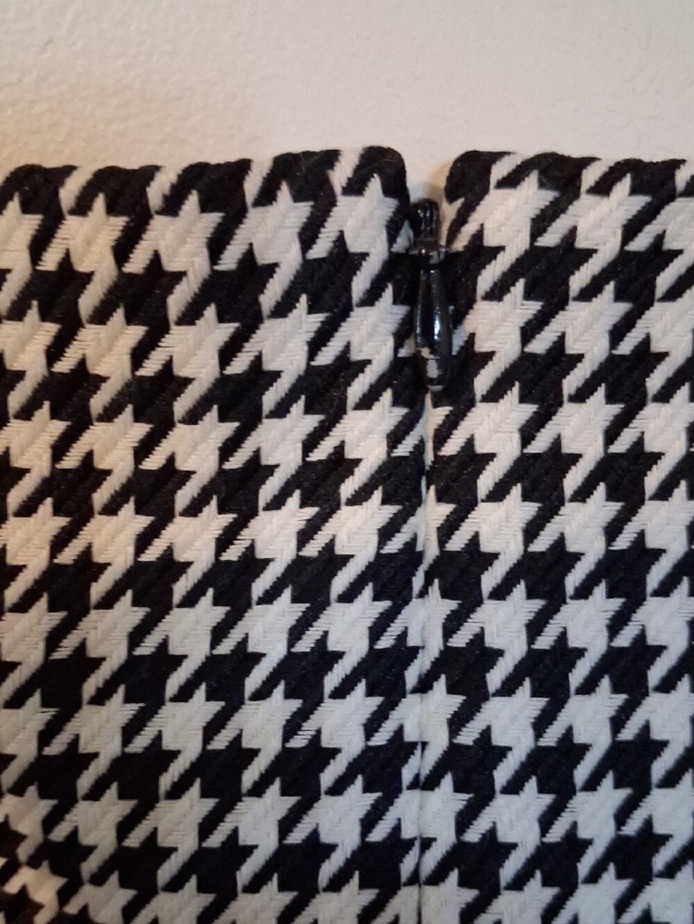 Kasper Black and White Houndstooth Blazer and Dress - Picture 9 of 16